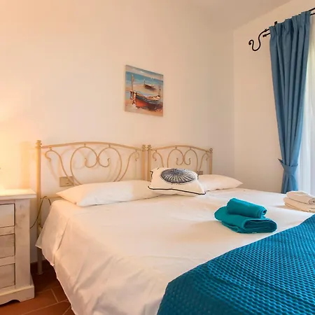 Stintino Solara Per 8 Persone Vista Mare Con Piscina