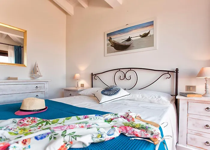 Stintino Solara Per 8 Persone Vista Mare Con Piscina